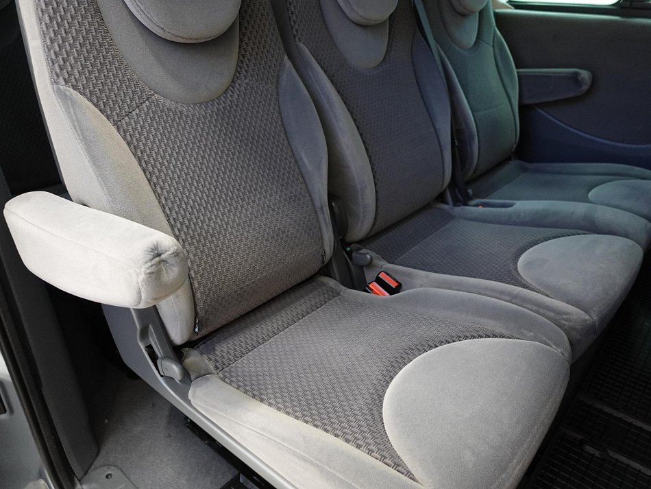 Peugeot Expert 2.0HDi  L2 8míst