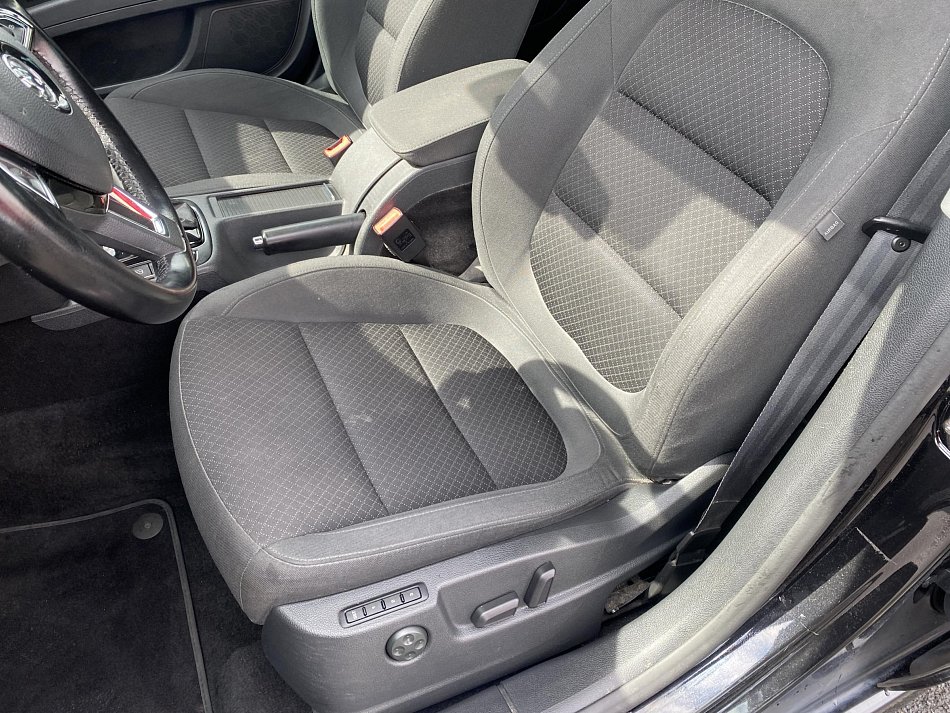 Škoda Superb II 2.0 TDi Ambition