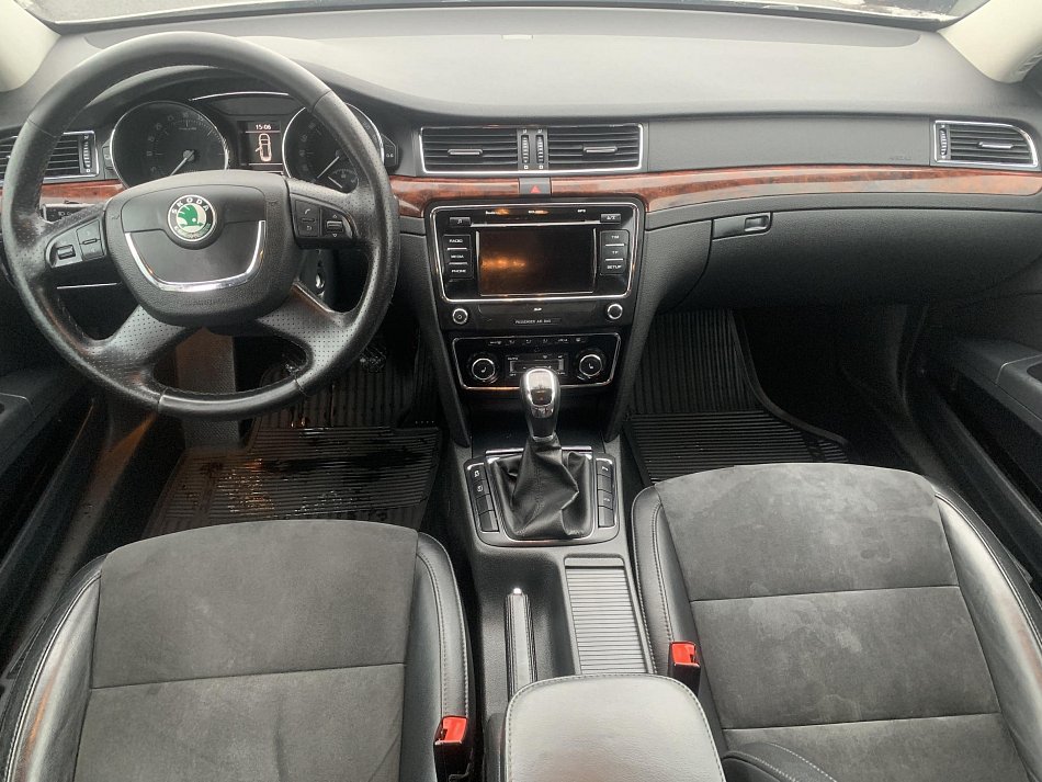 Škoda Superb II 2.0 TDi Elegance 4x4