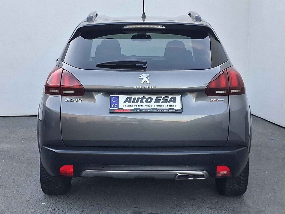 Peugeot 2008 1.2 e-THP GT Line