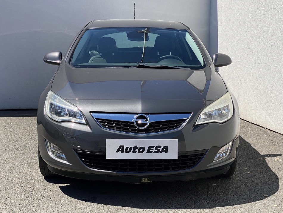 Opel Astra 1.4 T Cosmo