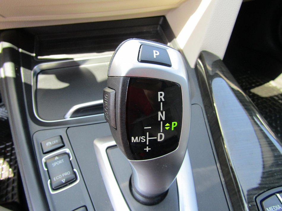 BMW Řada 3 2.0d  320d xDrive