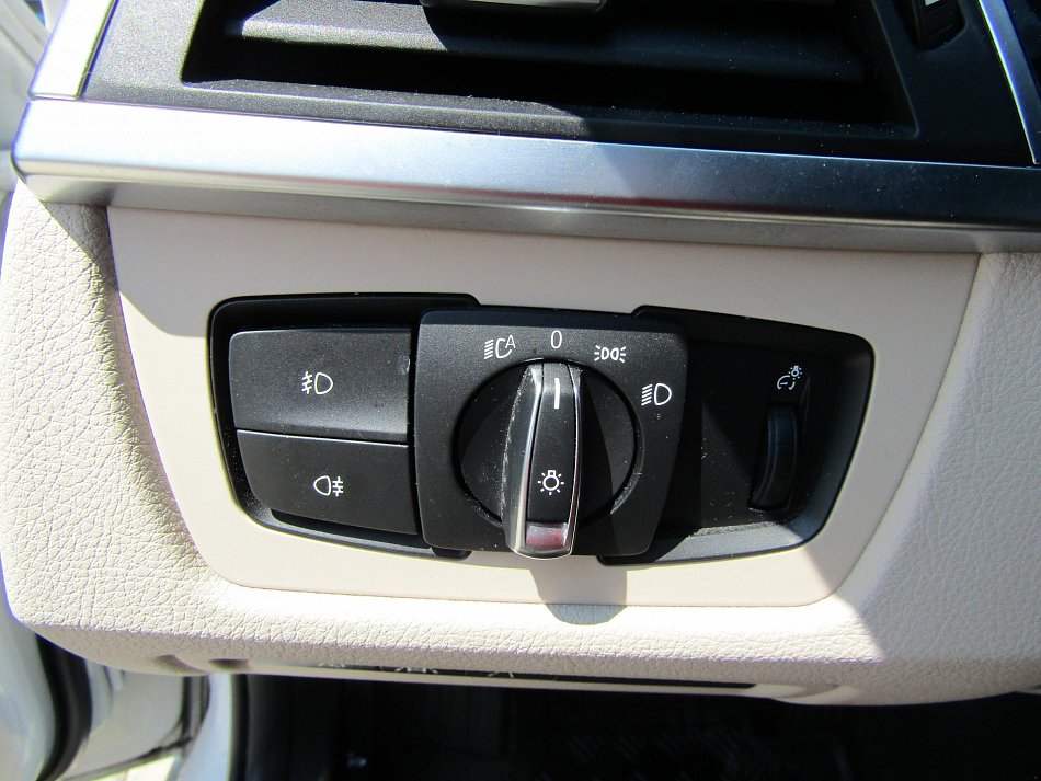 BMW Řada 3 2.0d  320d xDrive