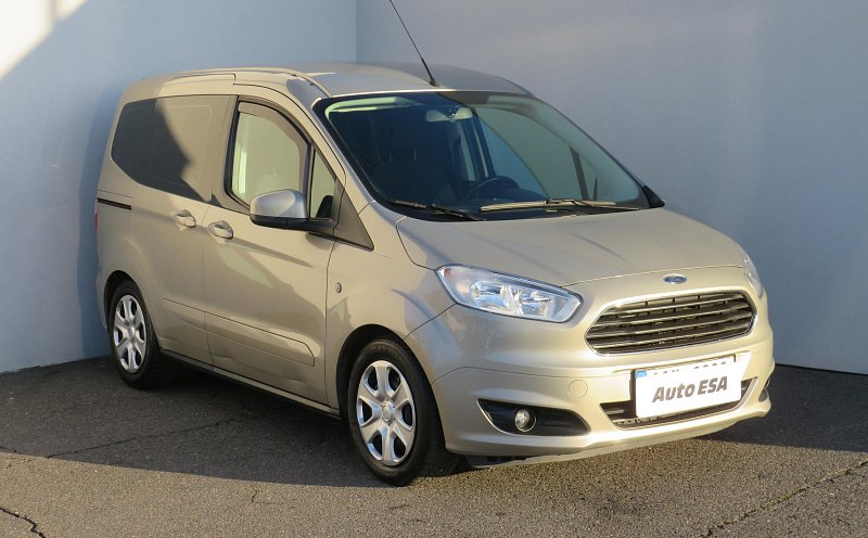 Ford Tourneo Courier 1.0T 