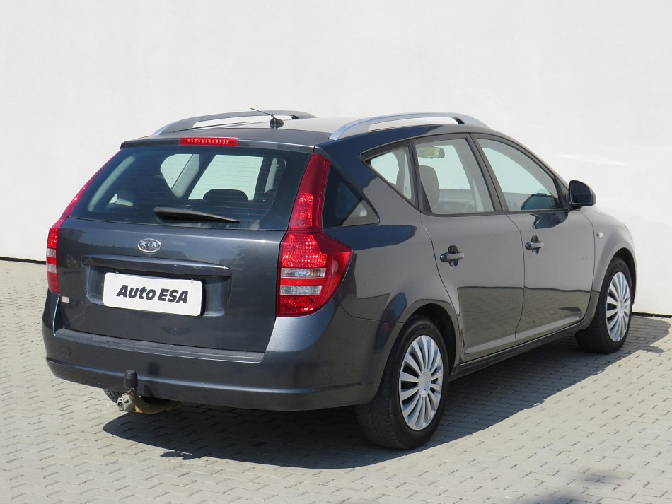 Kia Ceed 2.0CRDi 