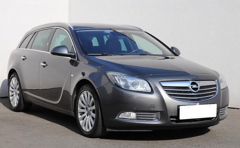 Opel Insignia 2.0 D 