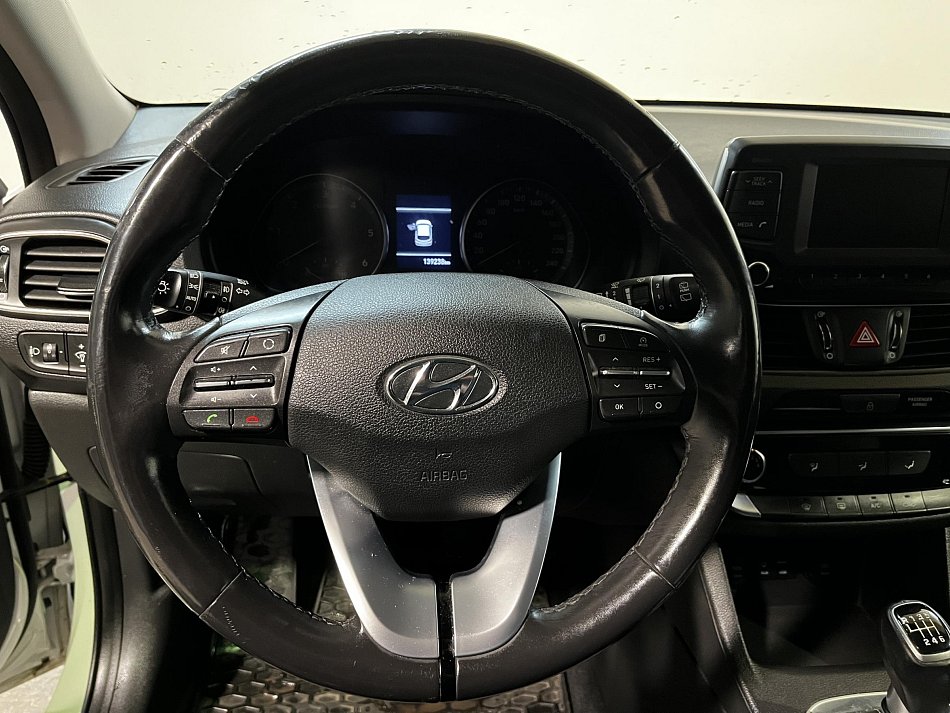Hyundai I30 1.6i 