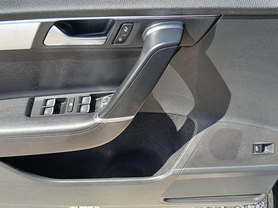 Volkswagen Passat 2.0 TDi 