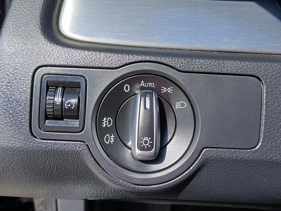 Volkswagen Passat 2.0 TDi 