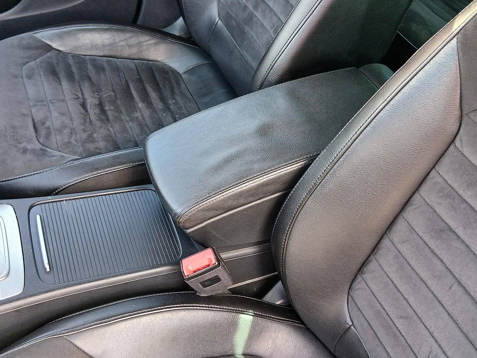 Volkswagen Passat 2.0 TDi 