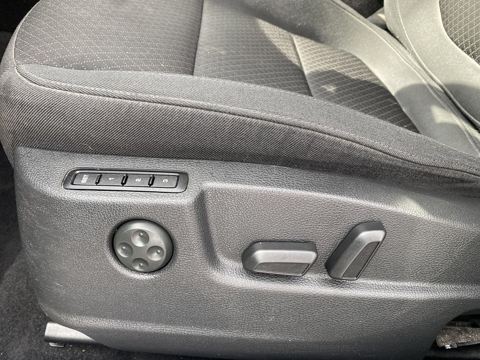 Škoda Superb II 2.0 TDi Ambition