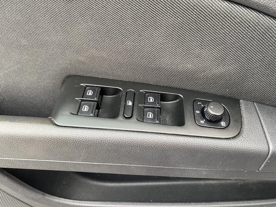 Škoda Superb II 2.0 TDi Ambition