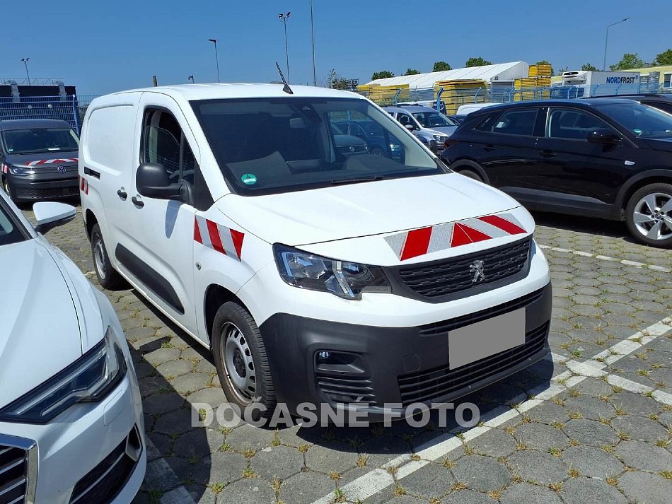 Peugeot Partner 1.5HDi Premium MAXi DÍLNA