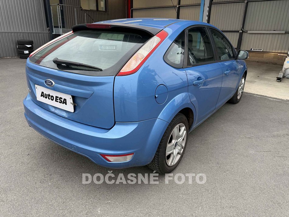 Ford Focus 1.6i 