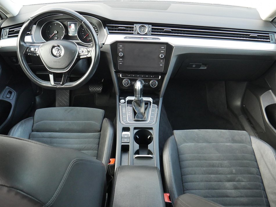 Volkswagen Passat 2.0TDI Highline