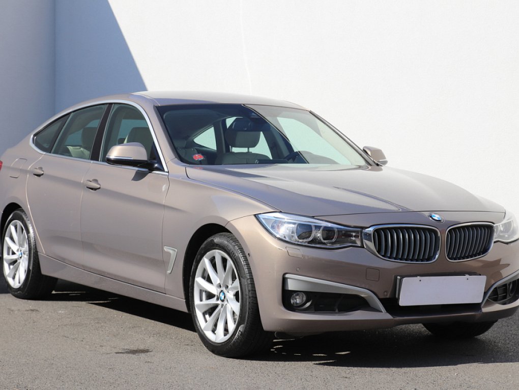 BMW Řada 3 2.0 X-Line 328i xDrive