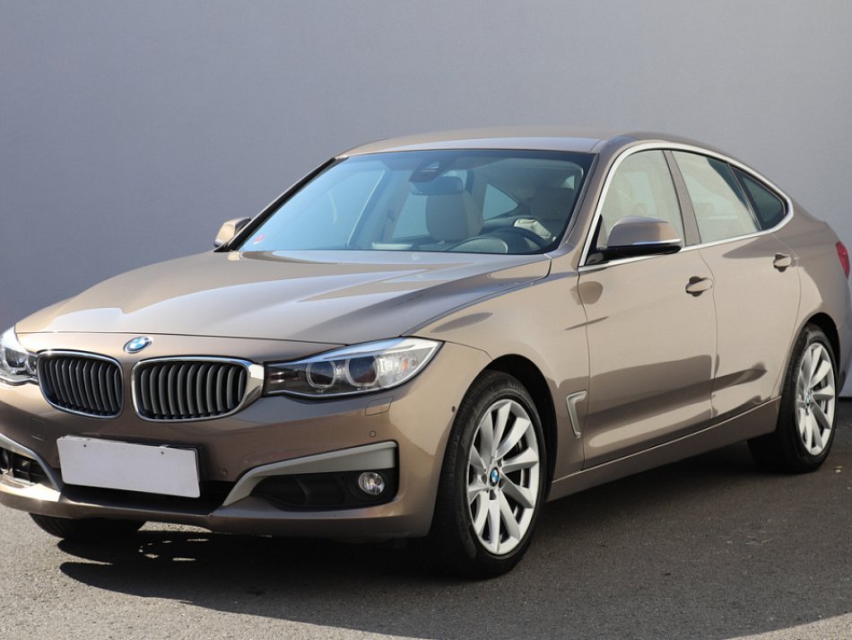 BMW Řada 3 2.0 X-Line 328i xDrive