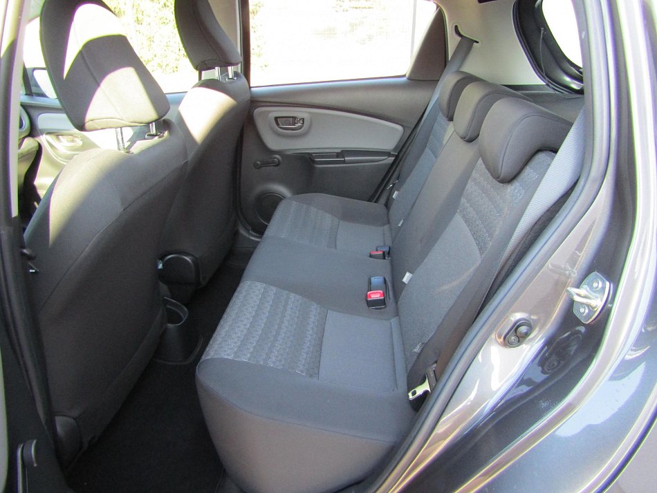 Toyota Yaris 1.3 VVT-i 