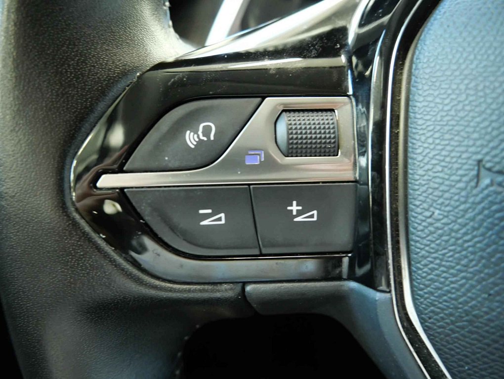 Peugeot 208 1.2 PT Allure