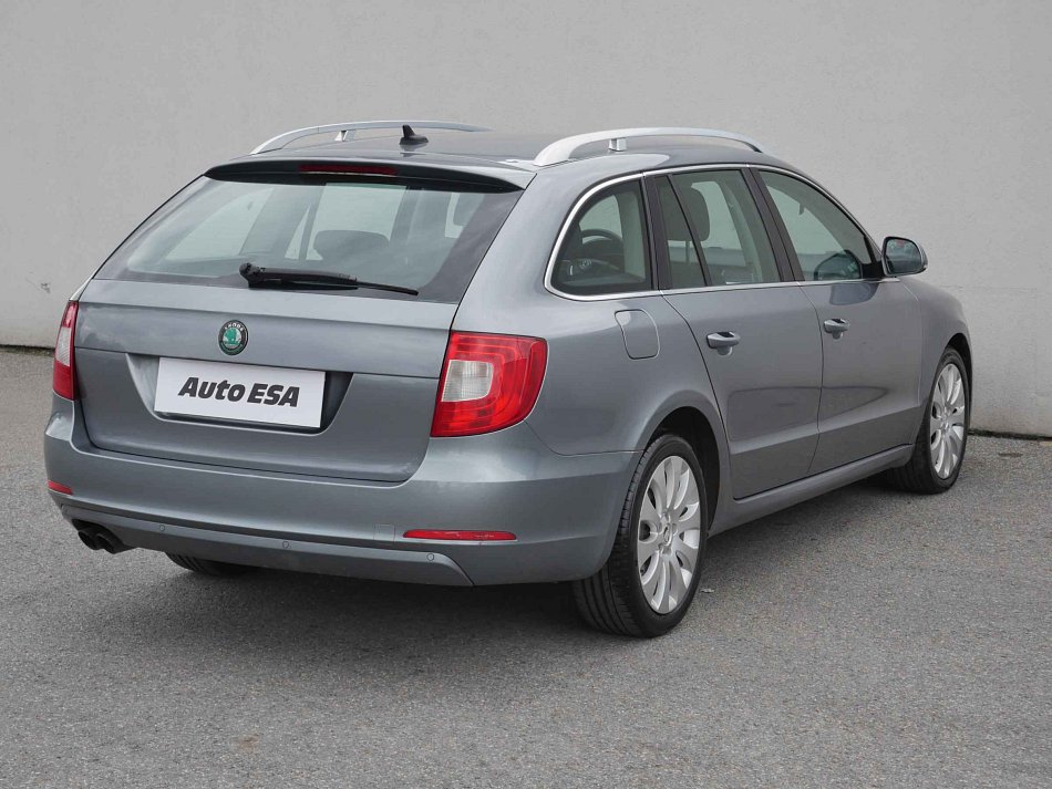 Škoda Superb II 2.0TDi Ambition