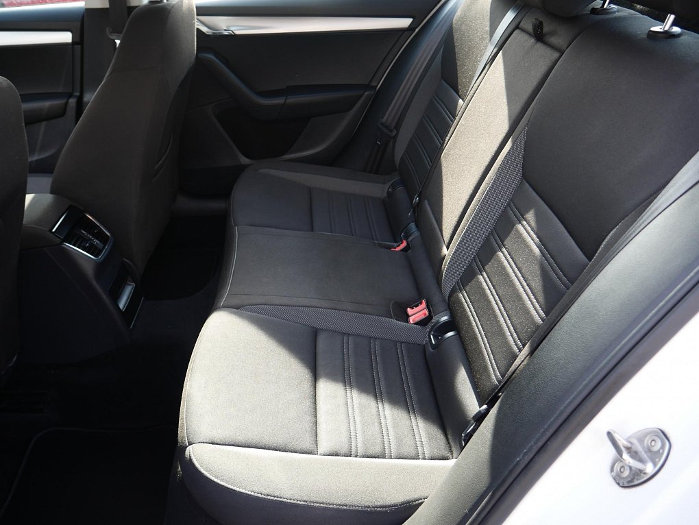 Škoda Octavia III 1.5 TSI Tour