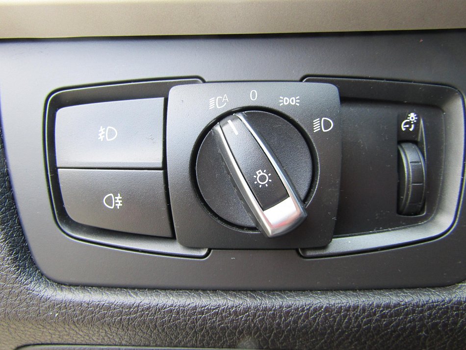 BMW Řada 3 2.0 d  318d