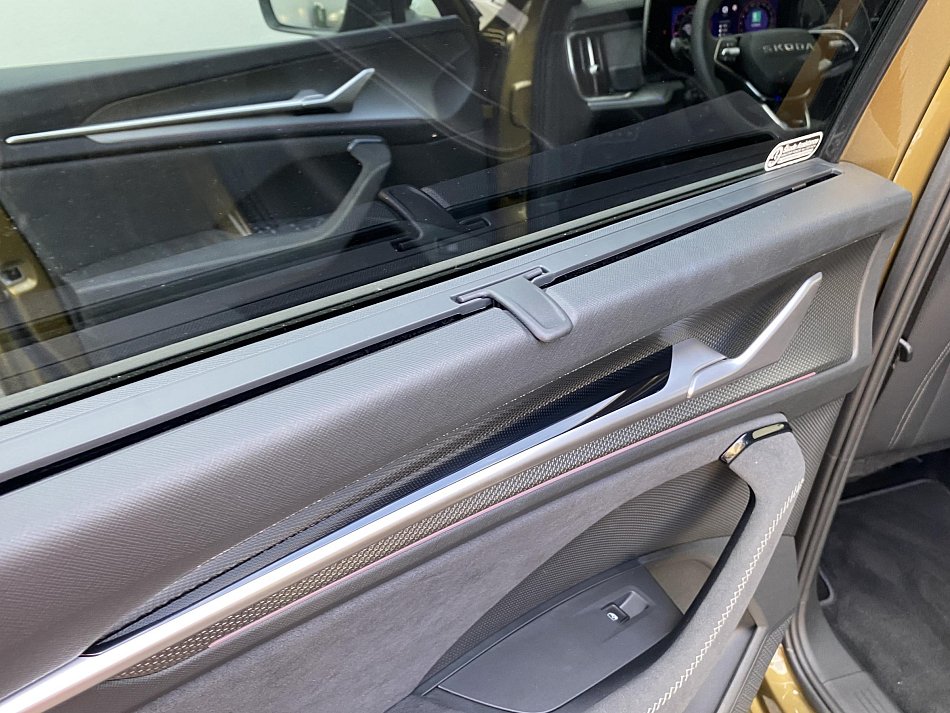 Škoda Kodiaq 2.0 TDi SportLine 7míst