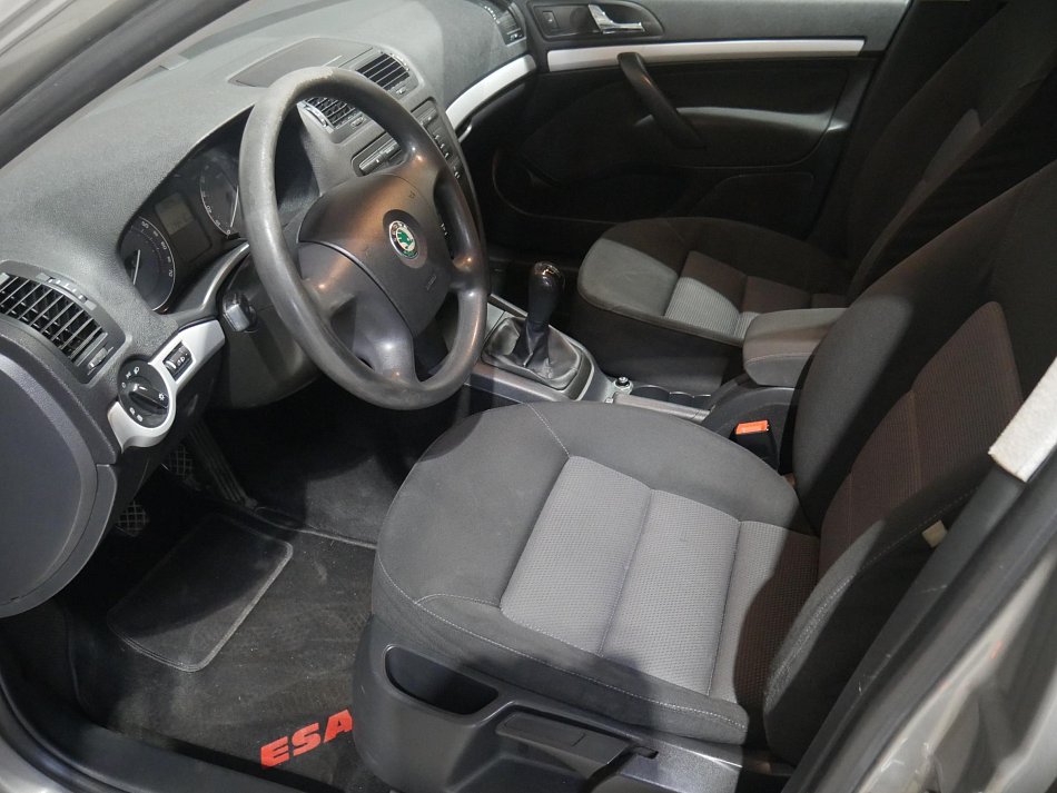 Škoda Octavia II 1.6MPi 