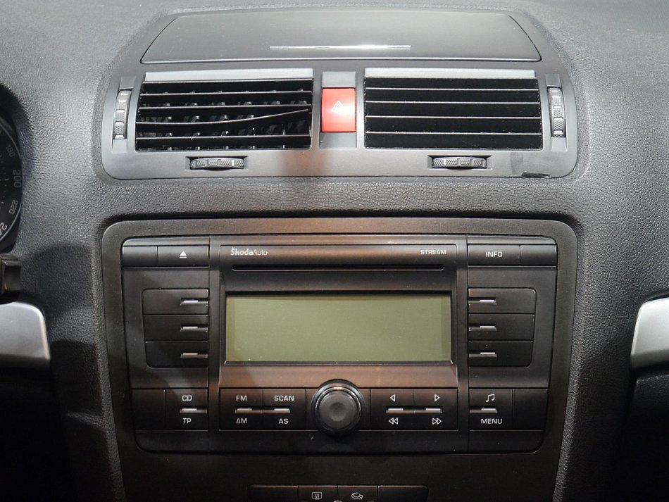 Škoda Octavia II 1.6MPi 