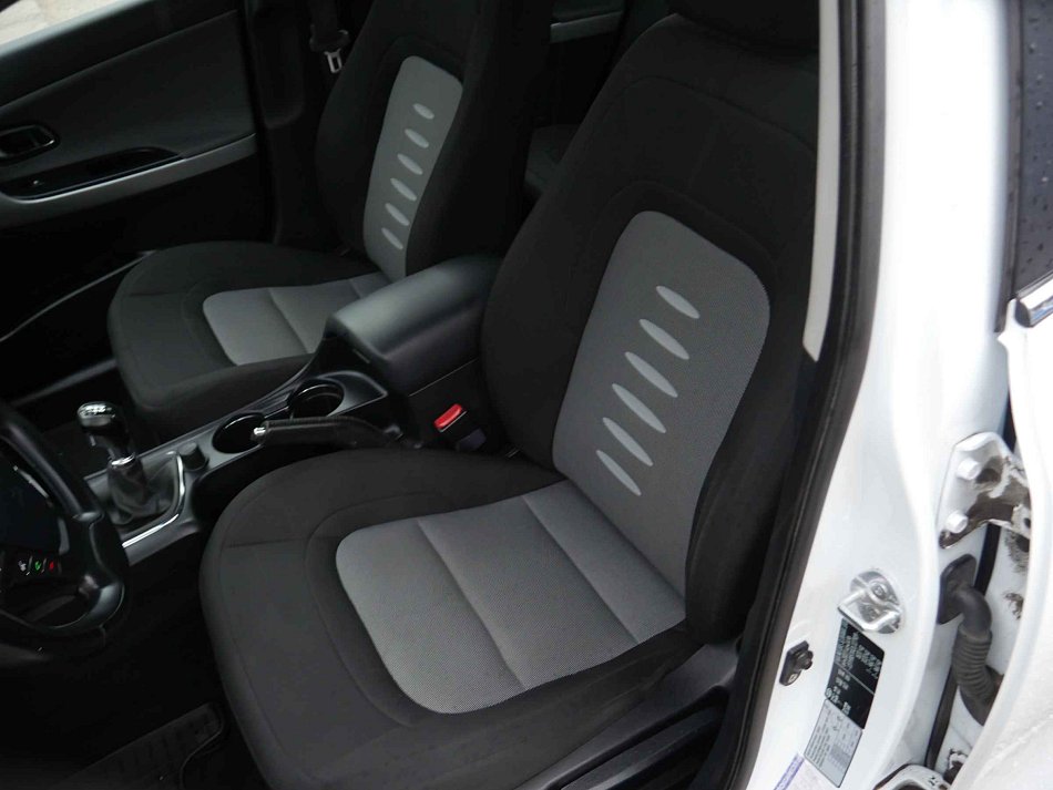 Kia Ceed 1.4CVVT 