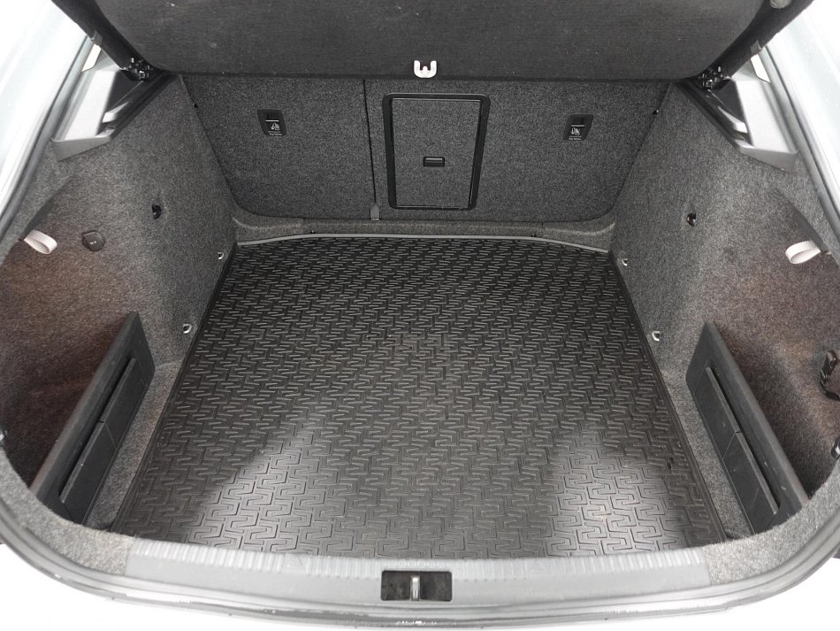 Škoda Octavia III 2.0 TDi Elegance