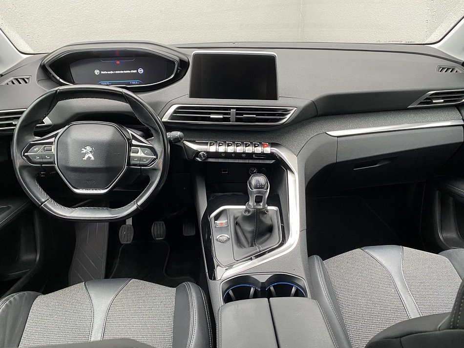 Peugeot 3008 1.5 HDi Allure