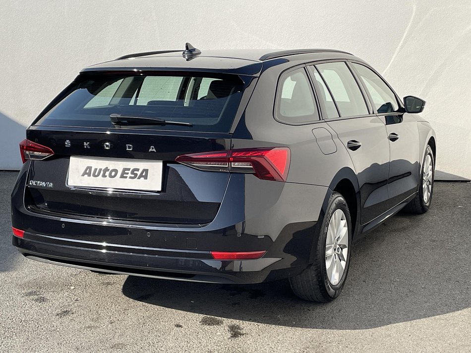 Škoda Octavia IV 2.0 TDi Ambition