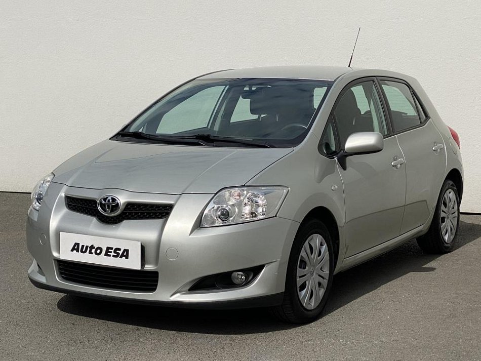 Toyota Auris 1.3 Team