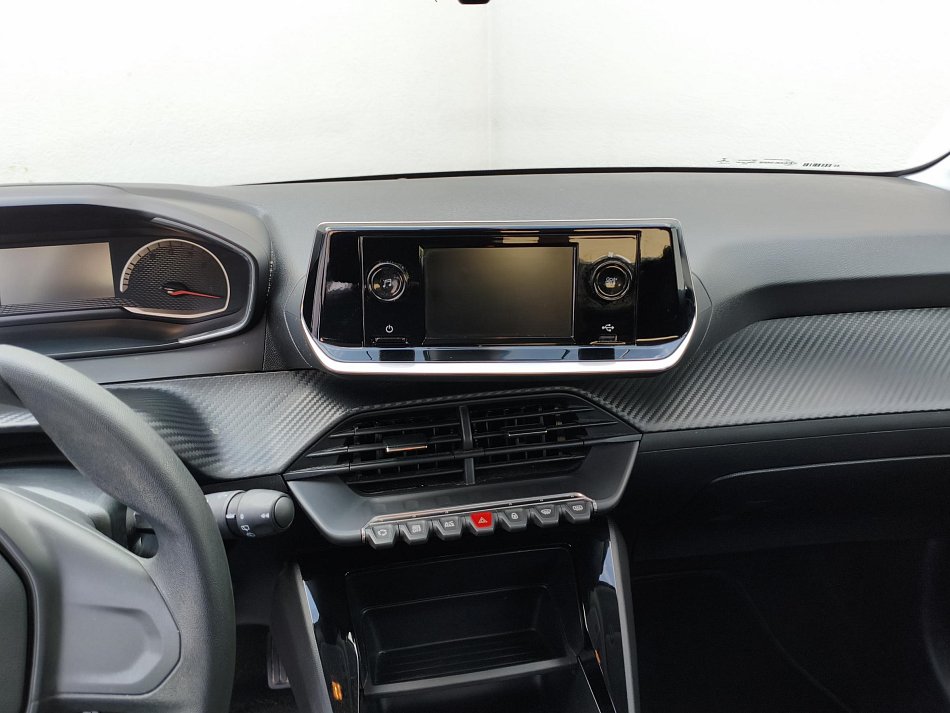Peugeot 208 1.2i 