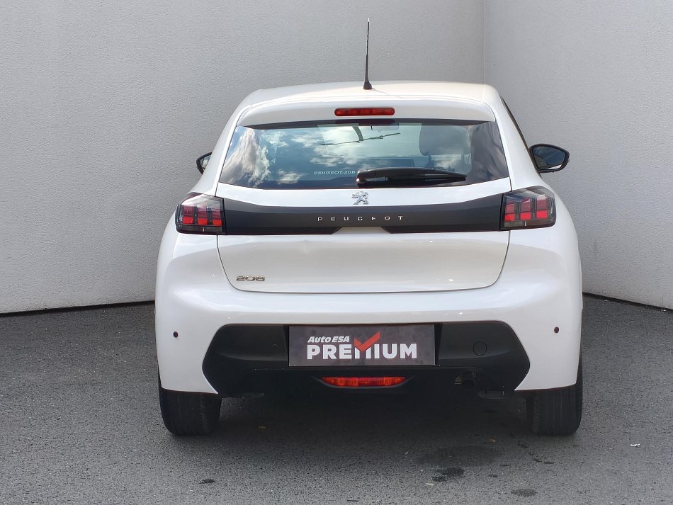 Peugeot 208 1.2i 