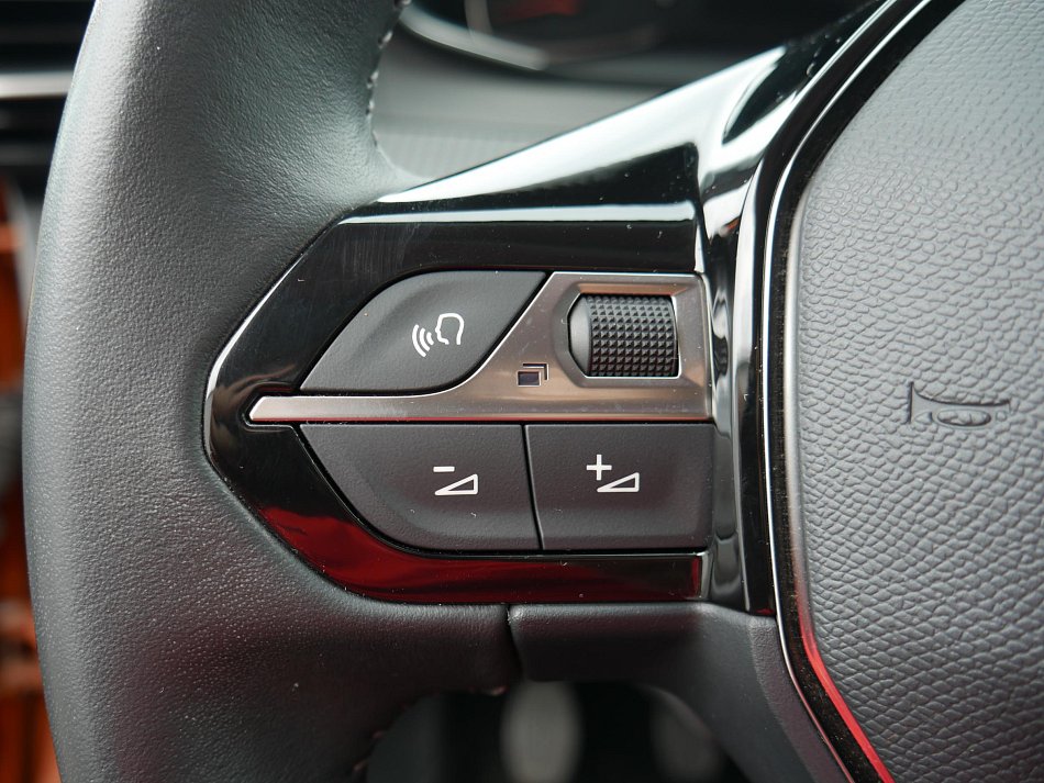 Peugeot 2008 1.5 Blue HDi 