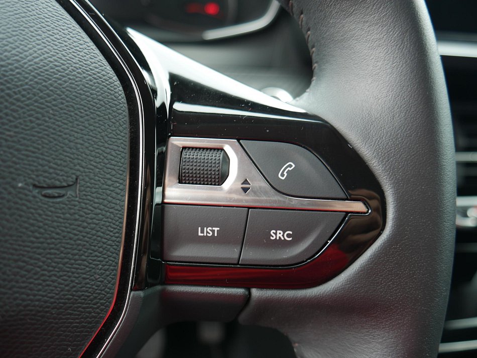 Peugeot 2008 1.5 Blue HDi 