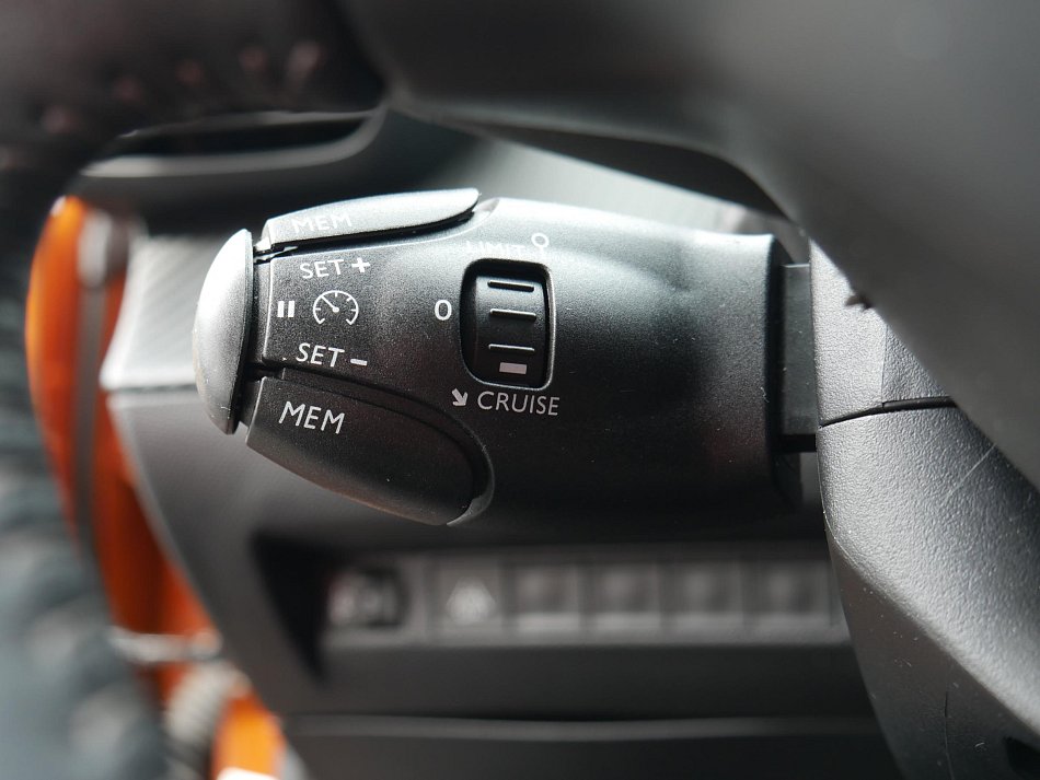 Peugeot 2008 1.5 Blue HDi 