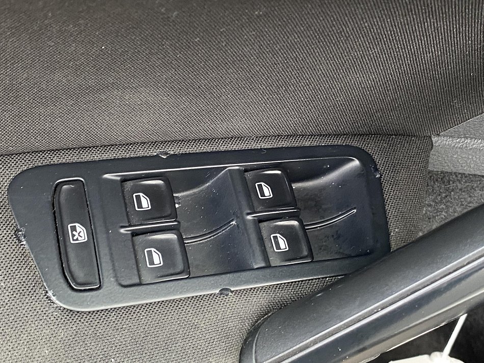 Volkswagen Golf 1.6 TDi 