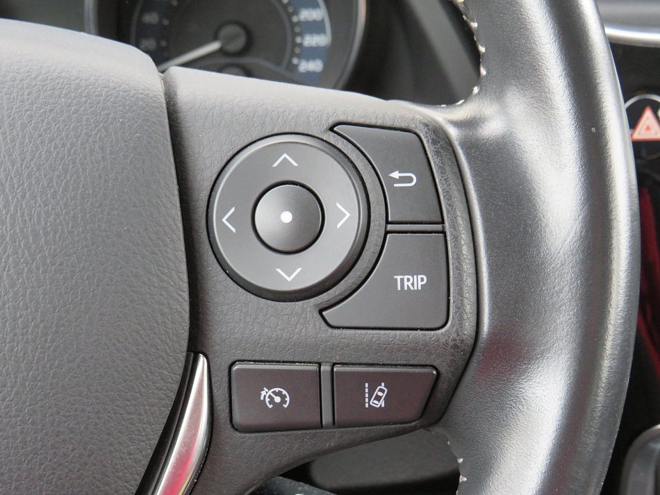 Toyota Auris 1.6VVT-i 