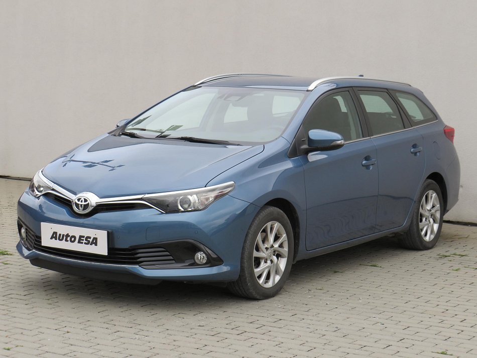 Toyota Auris 1.6VVT-i 