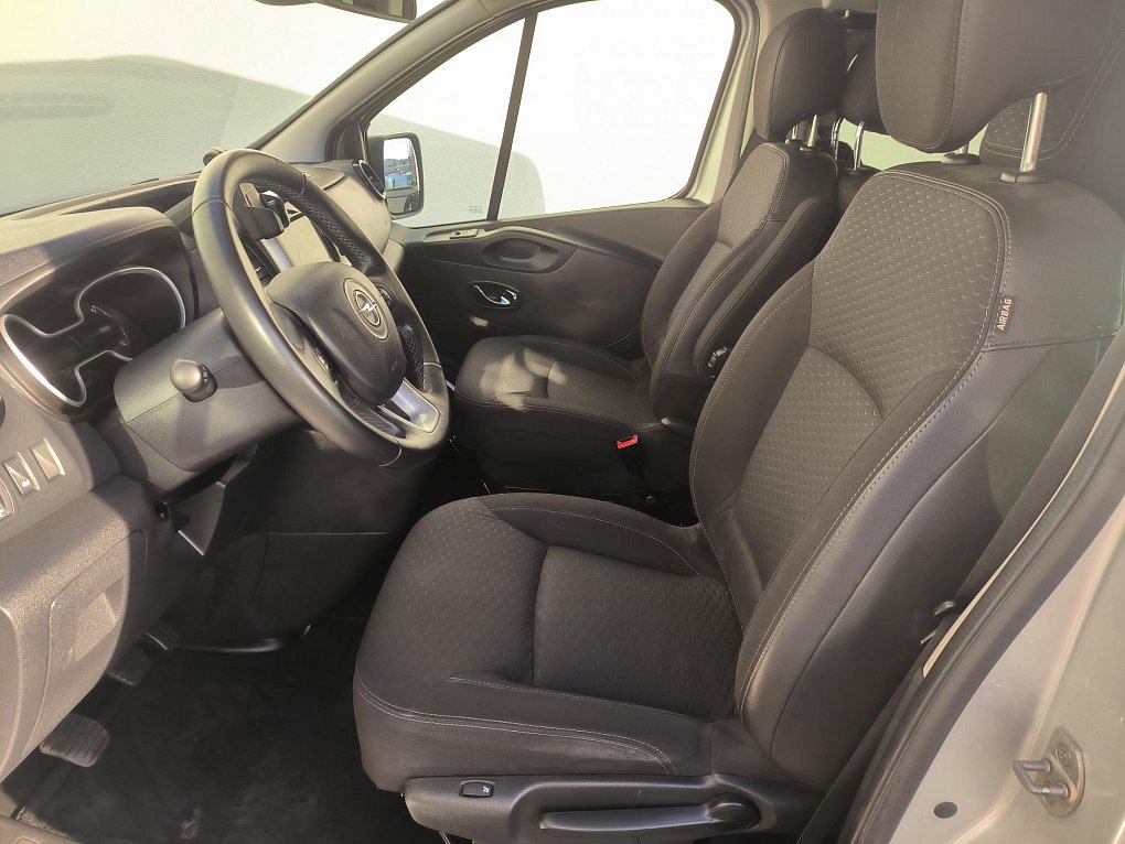 Opel Vivaro 1.6CDTi  TOUR