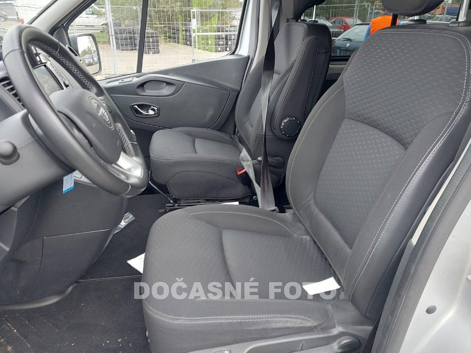 Opel Vivaro 1.6CDTi  TOUR