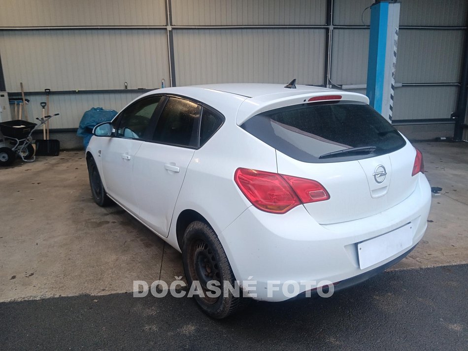 Opel Astra 1.4i 
