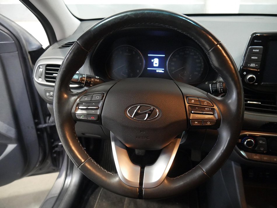 Hyundai I30 1.4i 