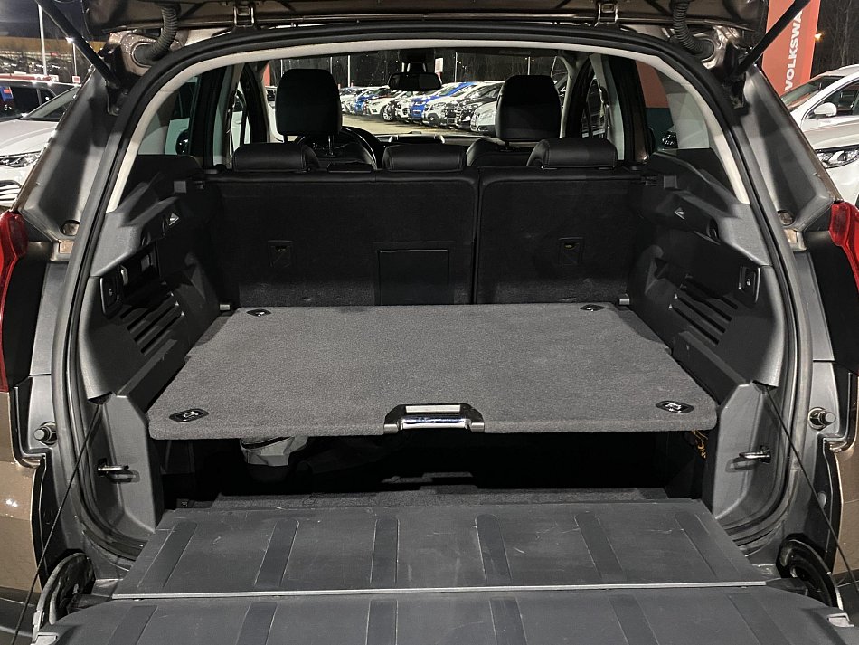 Peugeot 3008 2.0 HDi 