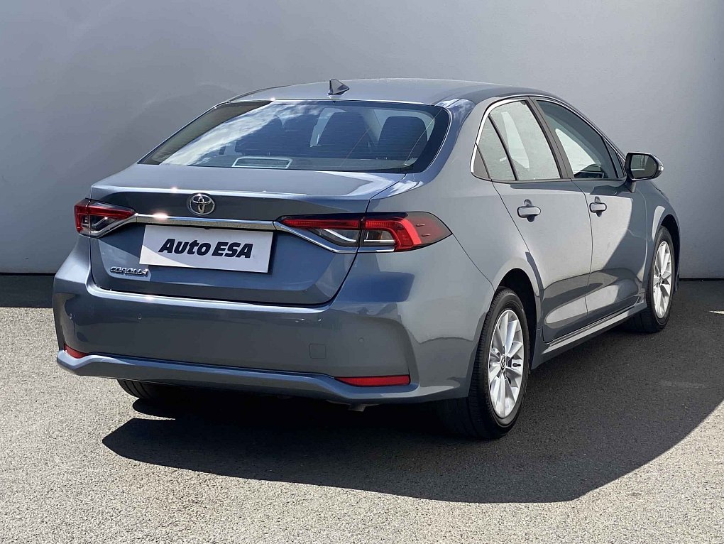 Toyota Corolla 1.5 VVT-i Comfort