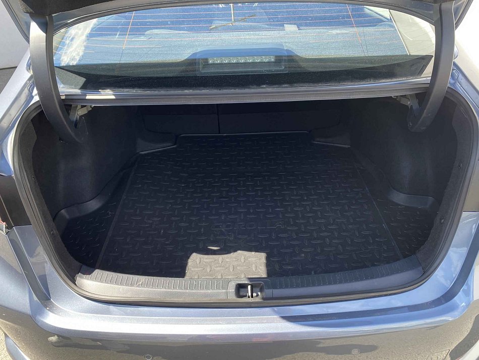 Toyota Corolla 1.5 VVT-i Comfort
