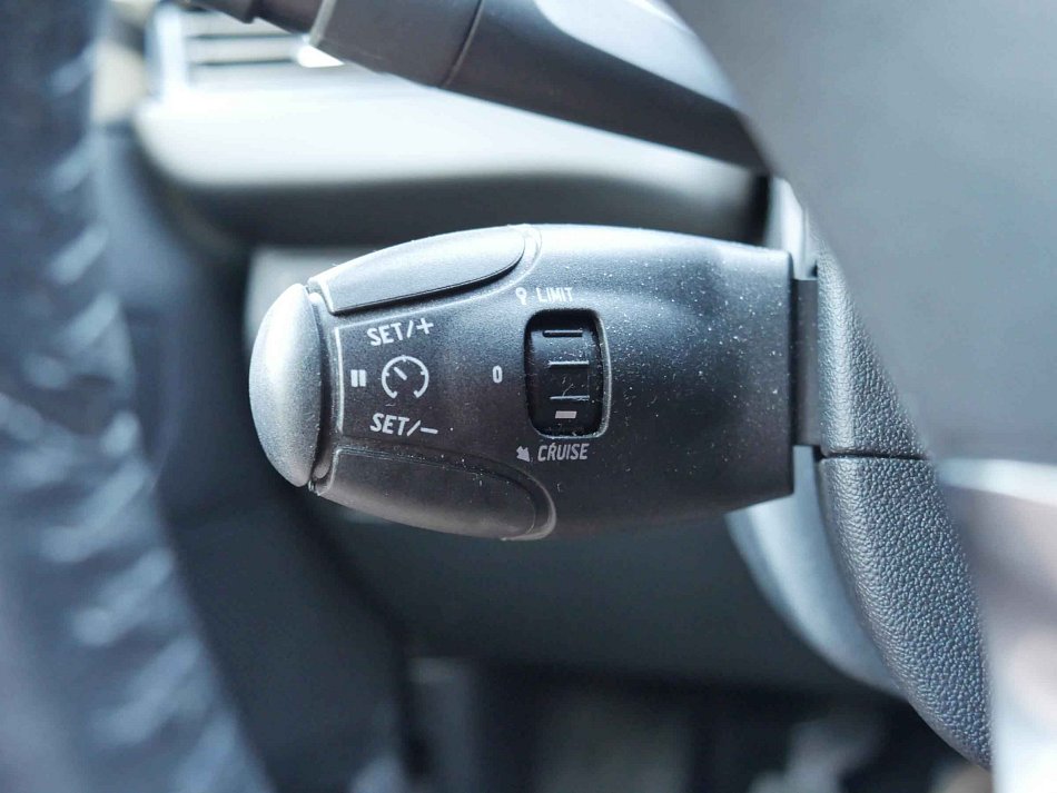 Peugeot 208 1.2 PT Active